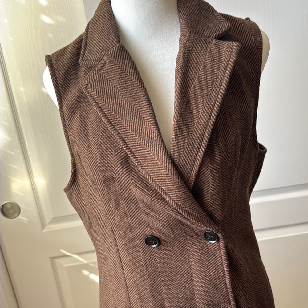 SHEIN Brown Herringbone Vest